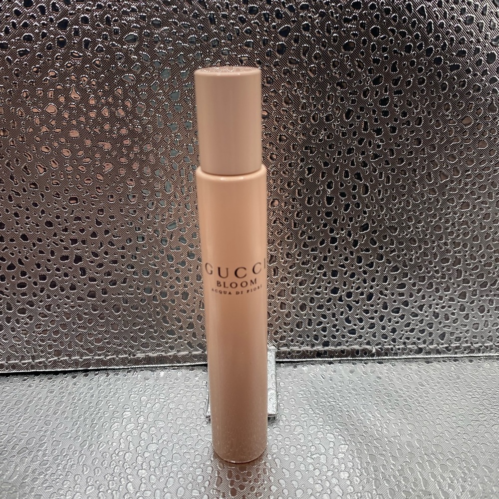 Gucci Bloom Aqua Di Fiore Rollerball